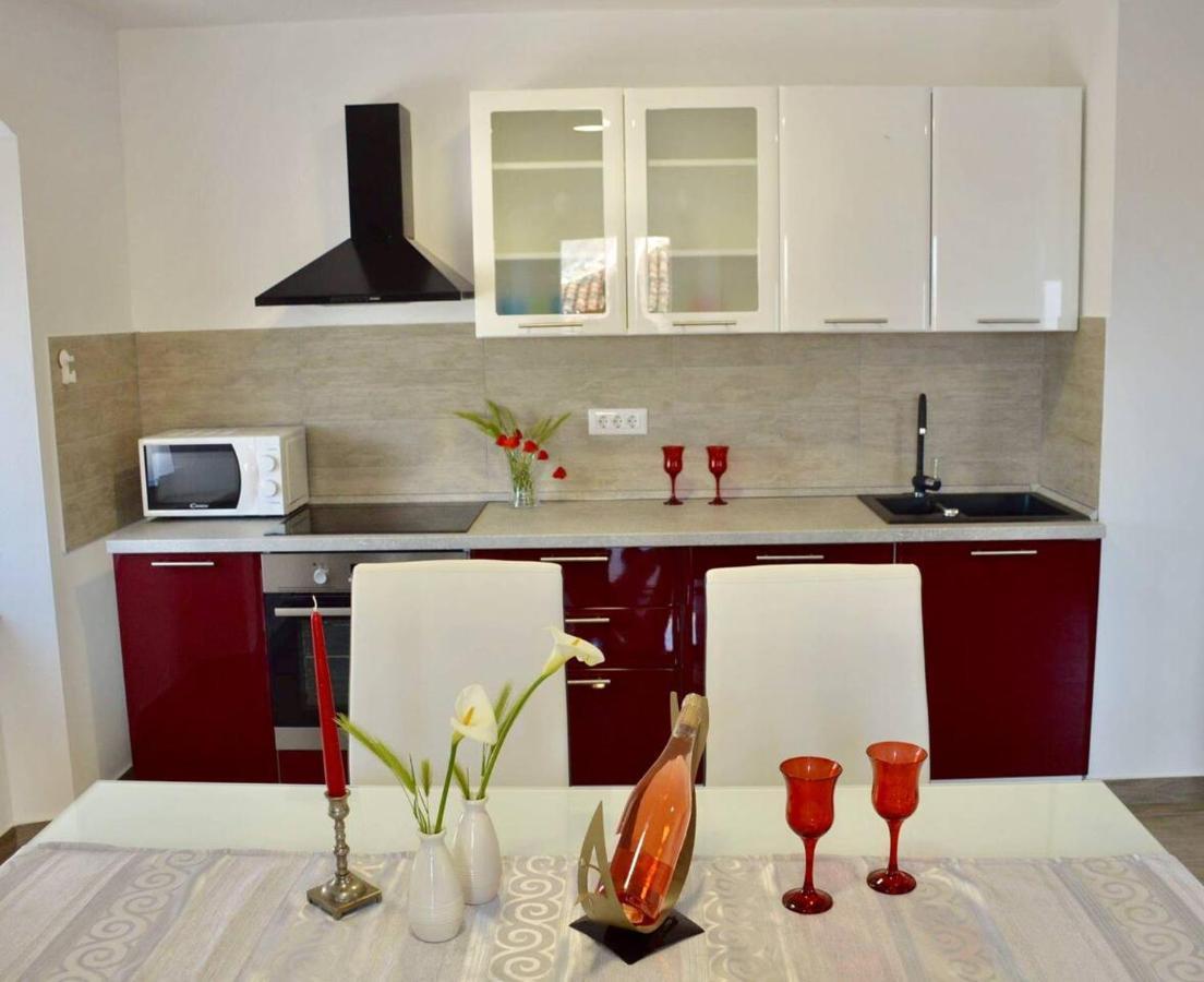 Old Town Apartment Popovic Врсар Экстерьер фото